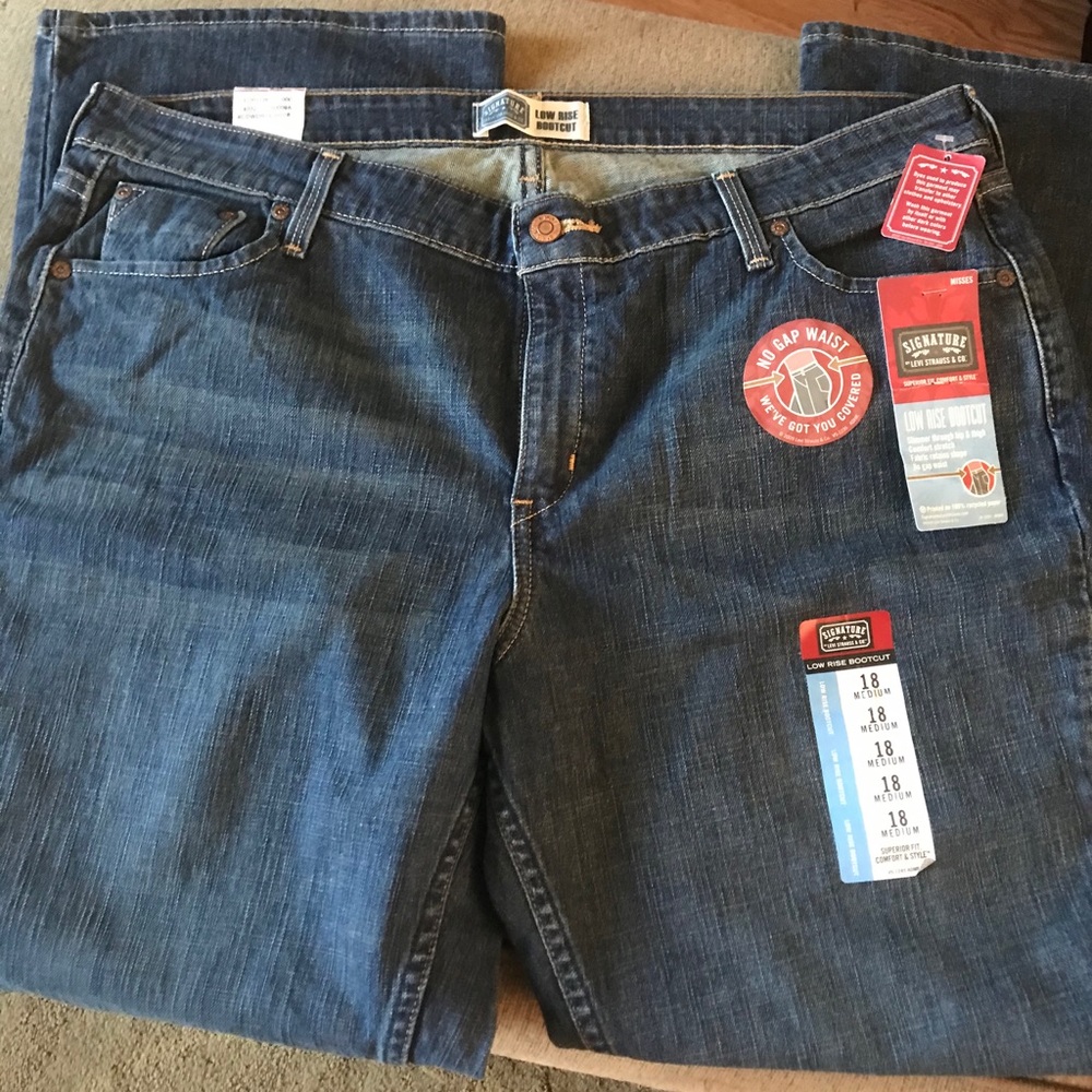 Levi jeans